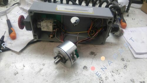 V/XMVP51-100-5-B-N-VM5-08S  комплектний пристрій